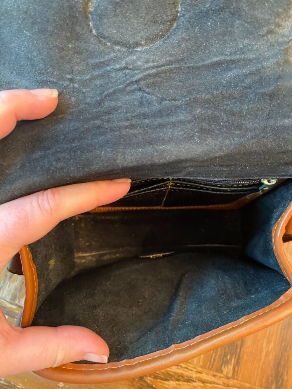 Vintage Dooney & Bourke Essex Mini Crossbody Bag USA Black & Brown - Picture 8 of 10